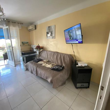 appartement à Cannes Esterno foto